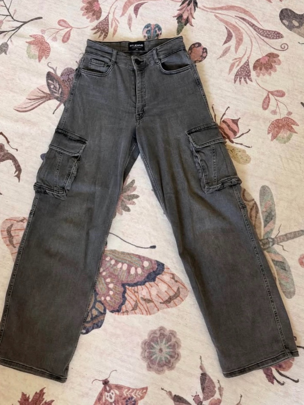 FITJEANS Gray Wide Leg Cargo Jeans